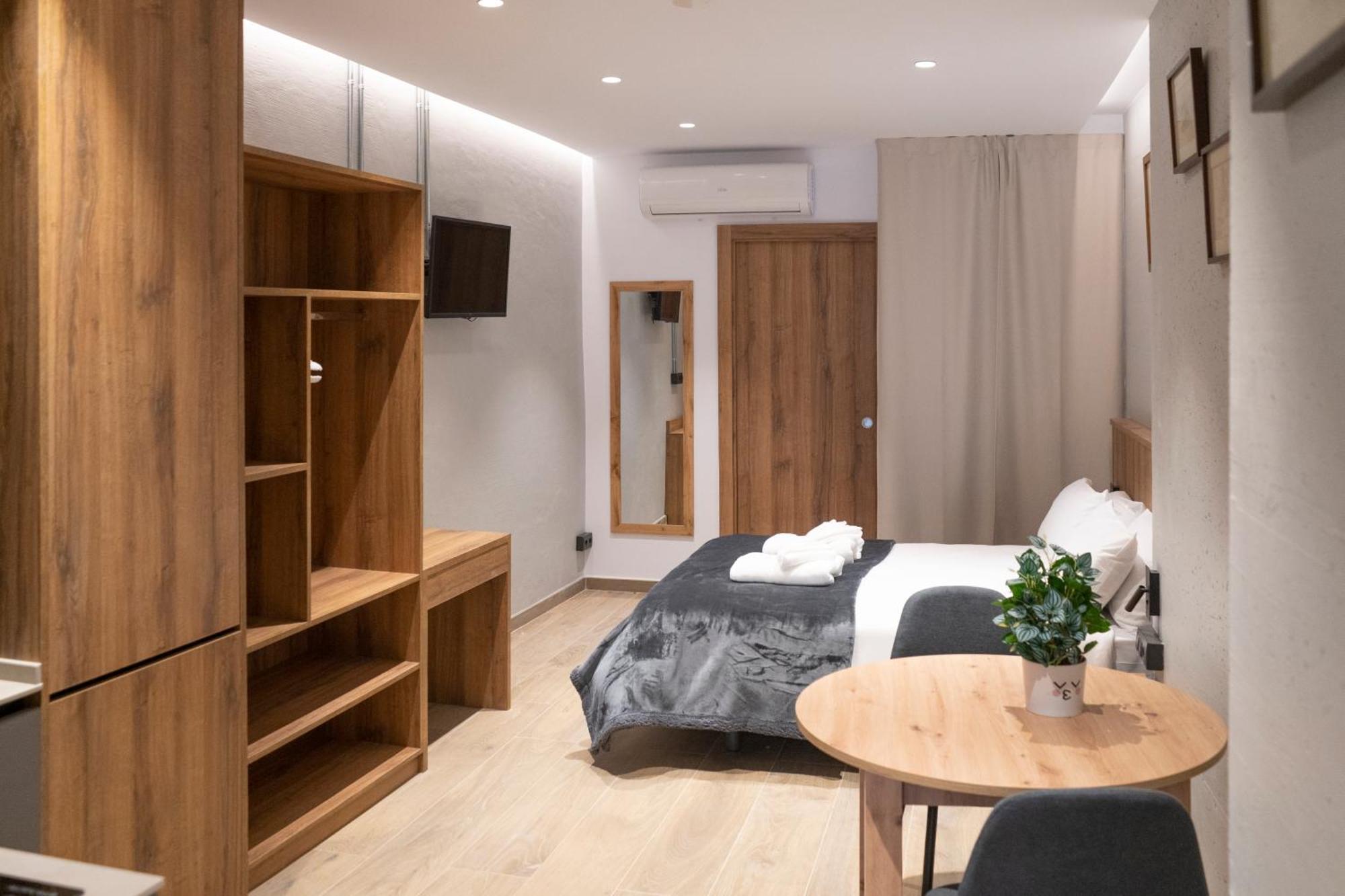 Monturiol Apartaments Barcelona Buitenkant foto